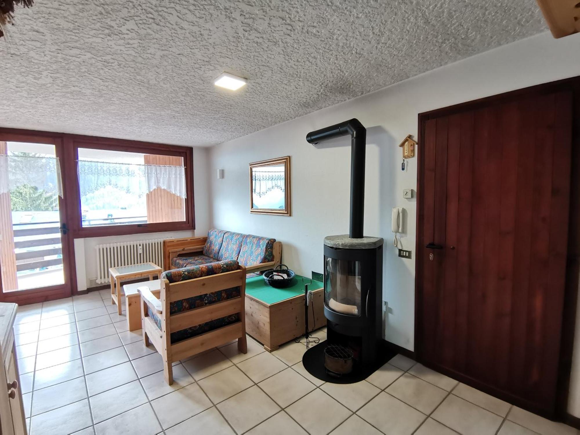 Ferienwohnung Trilocale Con Splendida Vista Sulle Piste Da Sci Folgarida Exterior foto