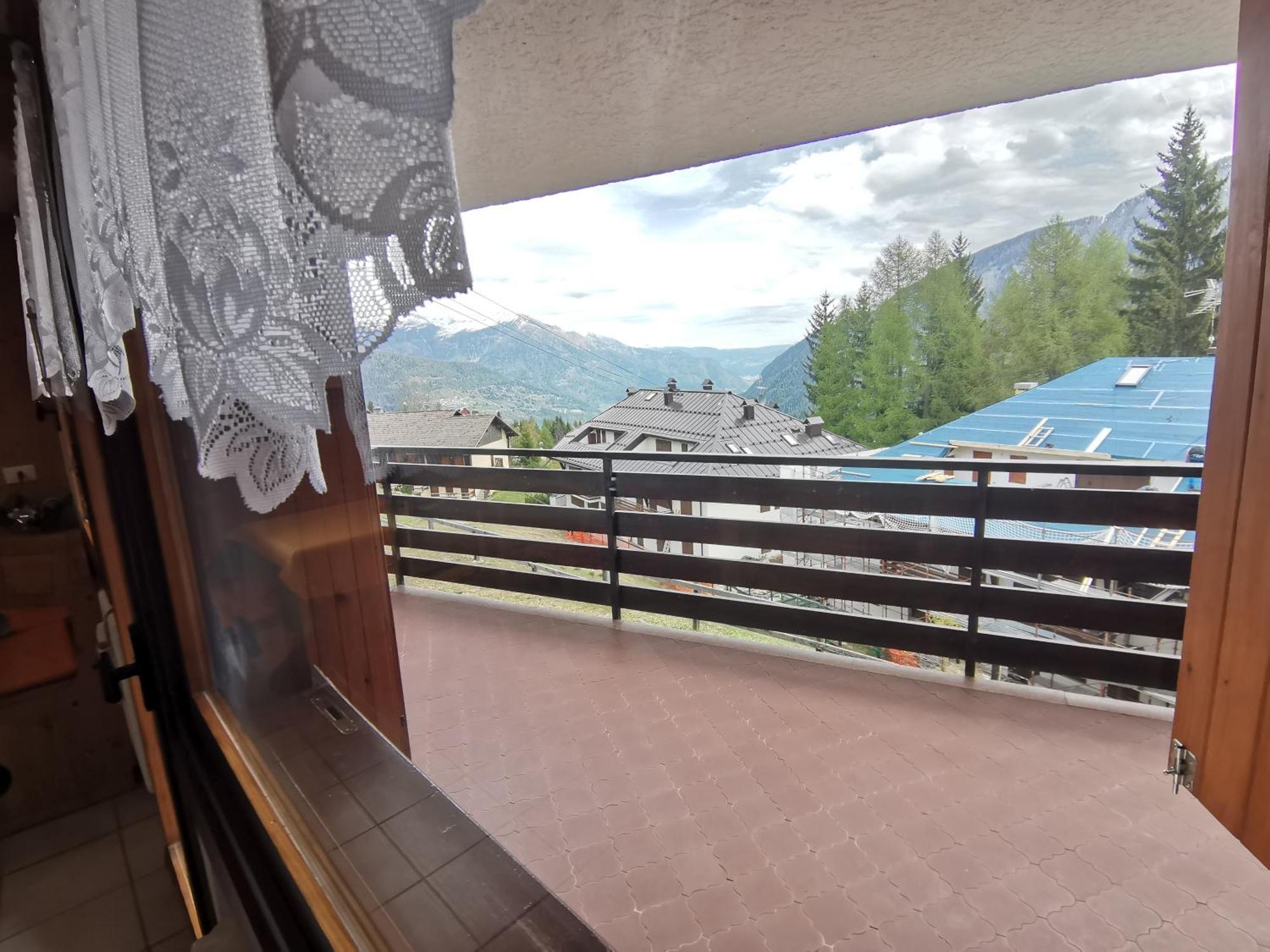 Ferienwohnung Trilocale Con Splendida Vista Sulle Piste Da Sci Folgarida Exterior foto